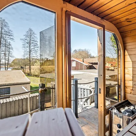 Holiday home Waterkieker - Mit Sauna & Steg